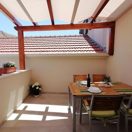 Apartman Bracera Primošten Exterior foto