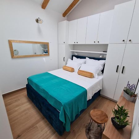 Apartman Bracera Primošten Exterior foto