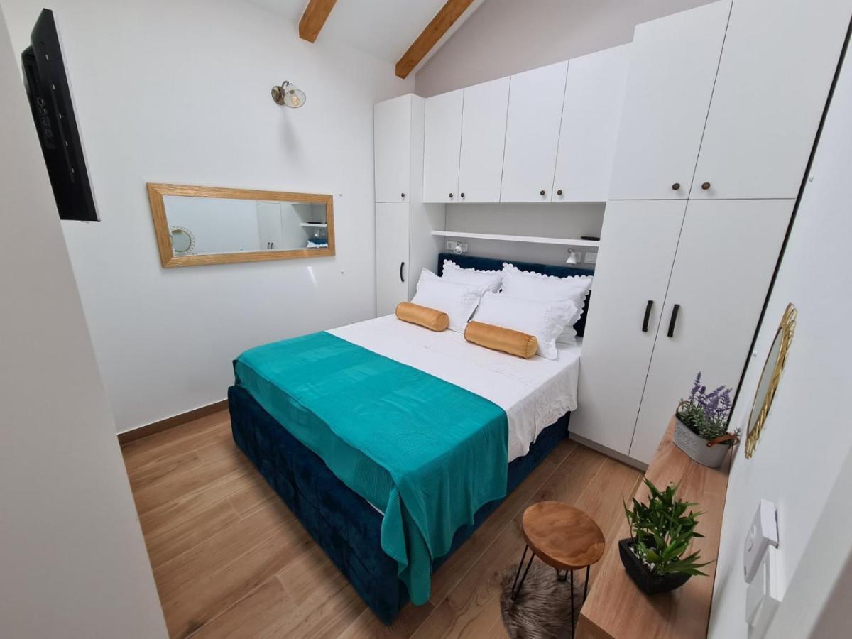Apartman Bracera Primošten Exterior foto
