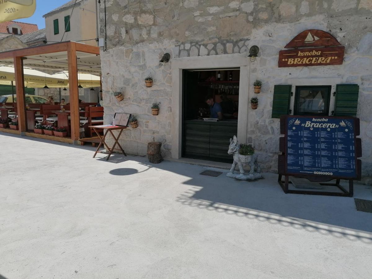 Apartman Bracera Primošten Exterior foto